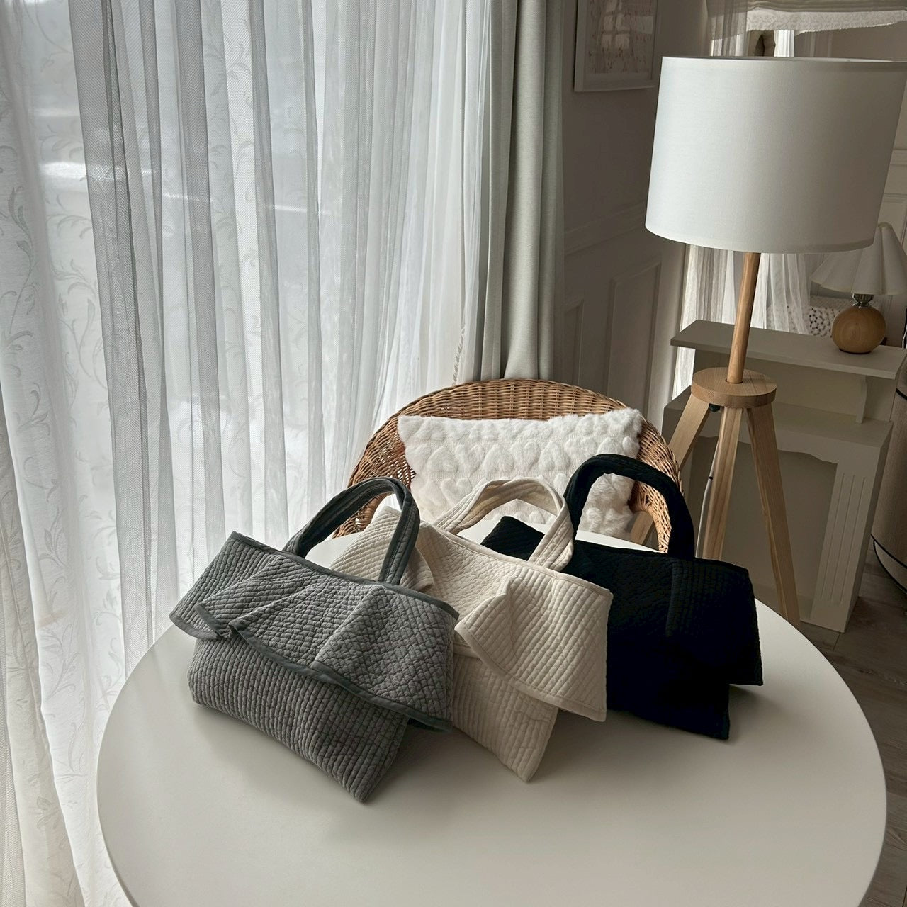 Éclat frill nubi bag (ｴｸﾗﾌﾘﾙ)