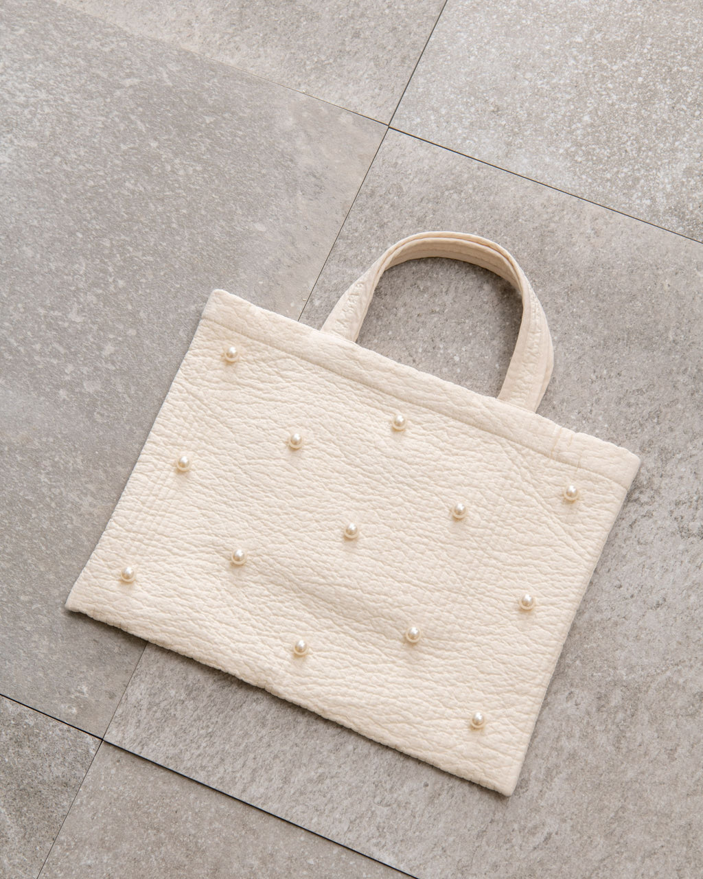 Perle nubi tote bag petit (ﾊﾟｰﾙﾄｰﾄﾌﾟﾃｨ)