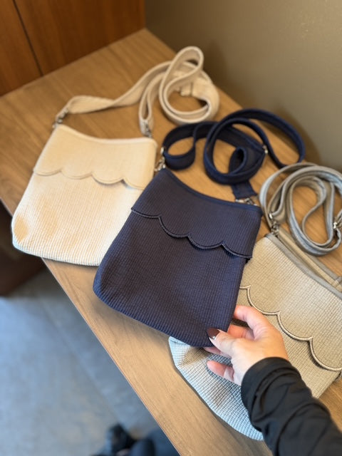 Scallop nubi shoulder bag(ｽｶﾗｯﾌﾟｼｮﾙﾀﾞｰ)