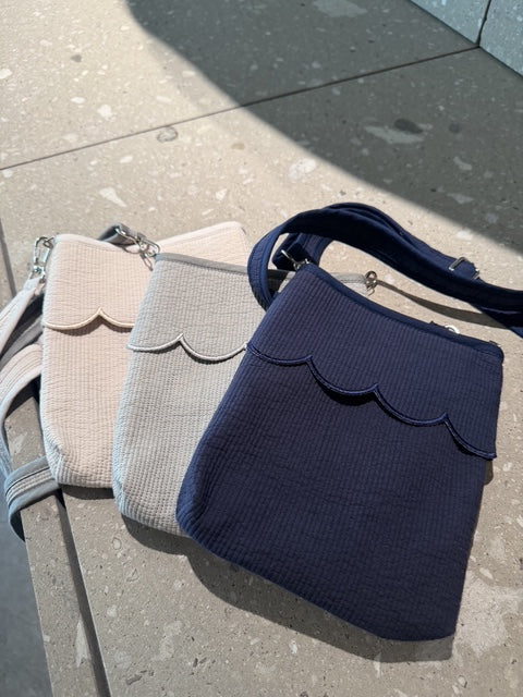 Scallop nubi shoulder bag(ｽｶﾗｯﾌﾟｼｮﾙﾀﾞｰ)